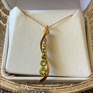 Genuine peridot pendant necklace